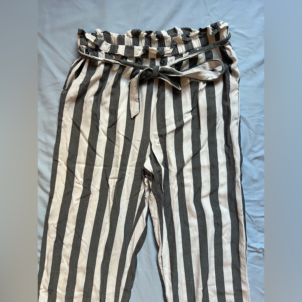 Black & Off-white Flowy Dress Pants